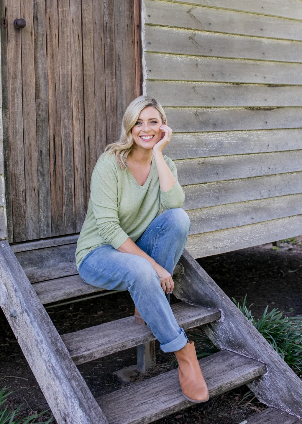 100% Linen Long Sleeve V Neck Tee Shirt Khaki
