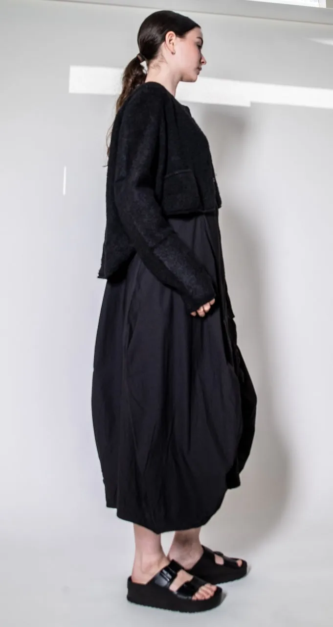 Black Label Cropped Cardigan in Black