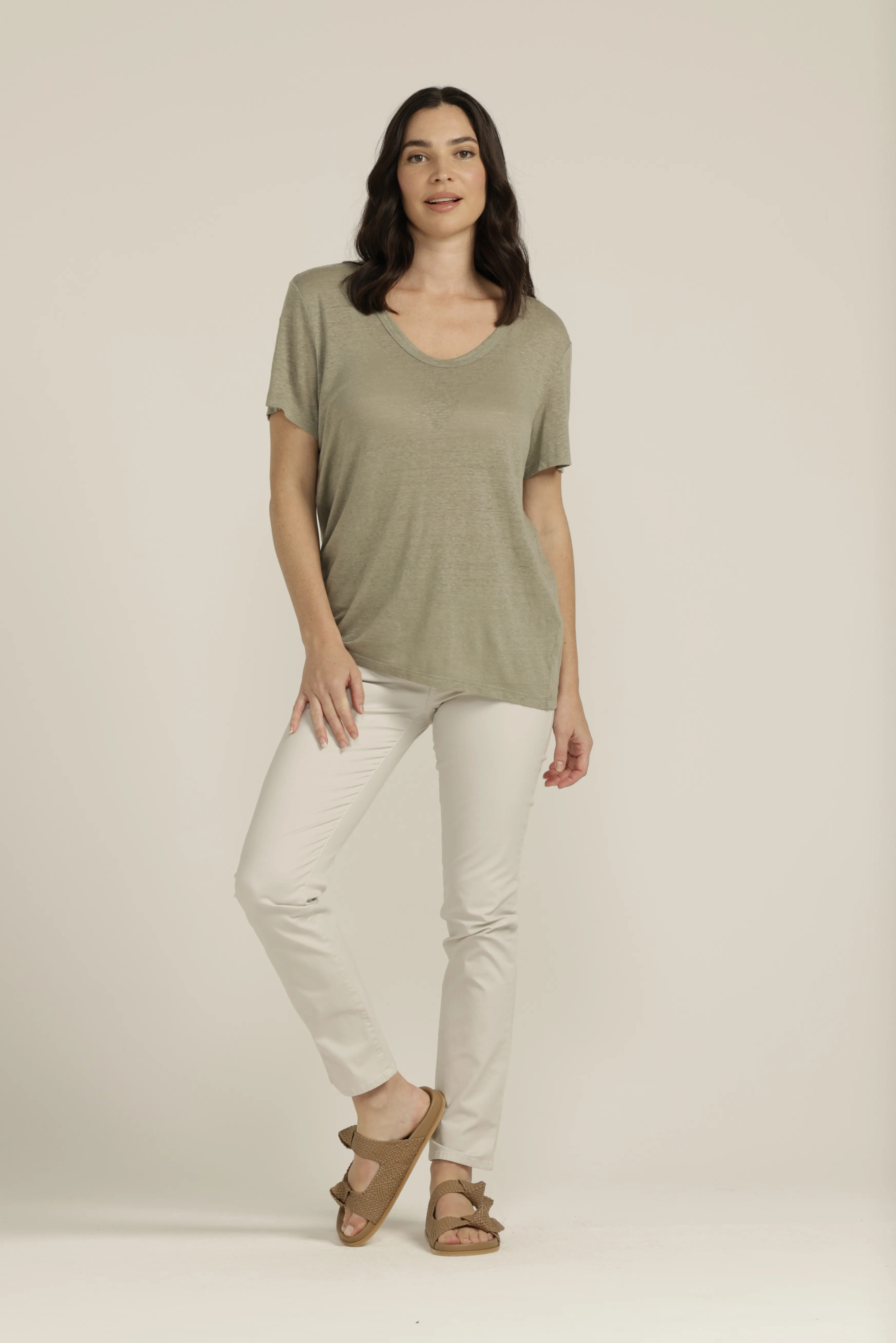 Linen V Neck Tee Khaki Light