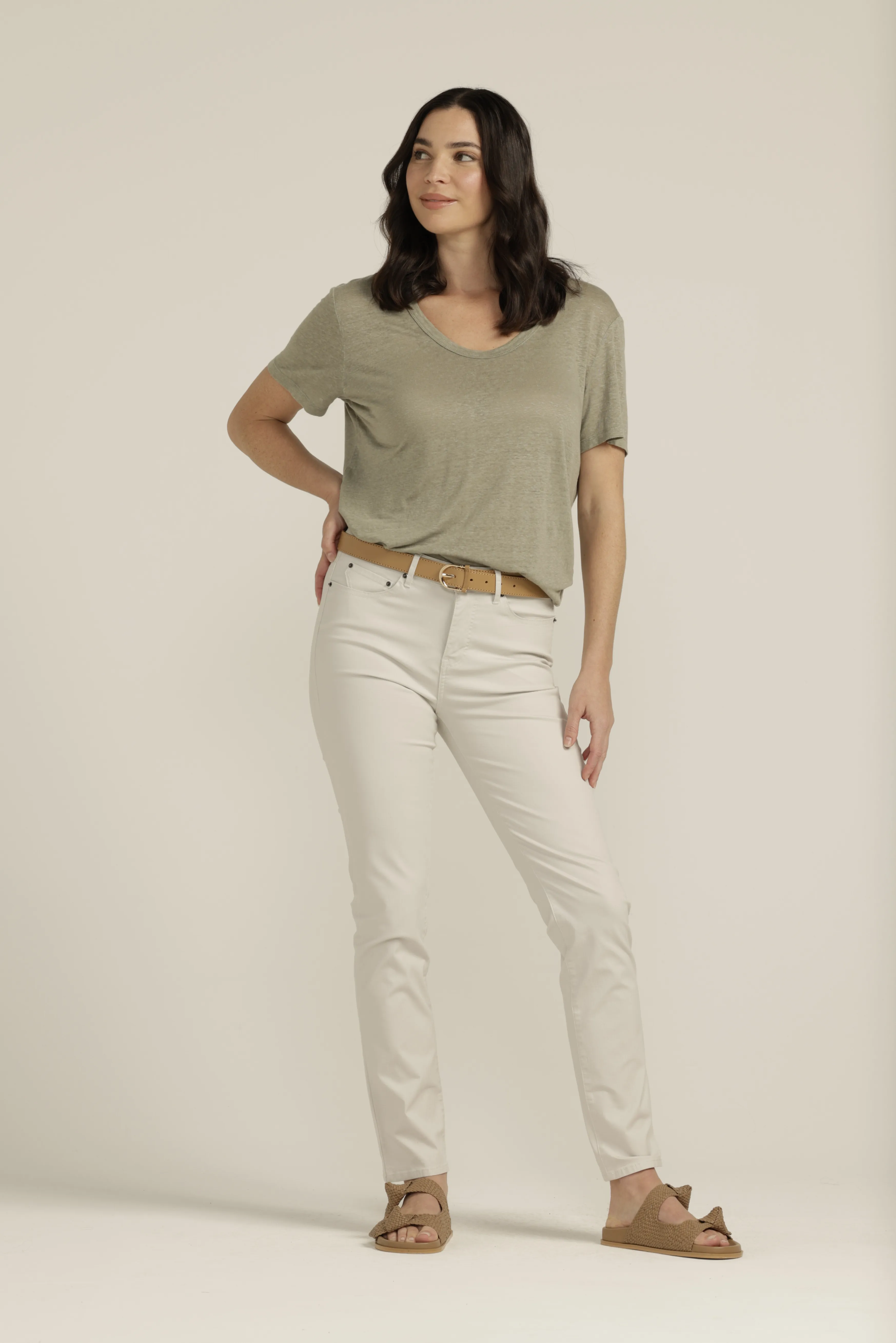 Linen V Neck Tee Khaki Light