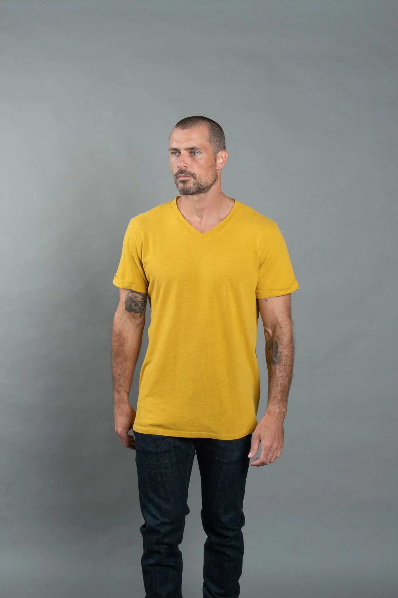 Men's Cotton Linen V-Neck Tee