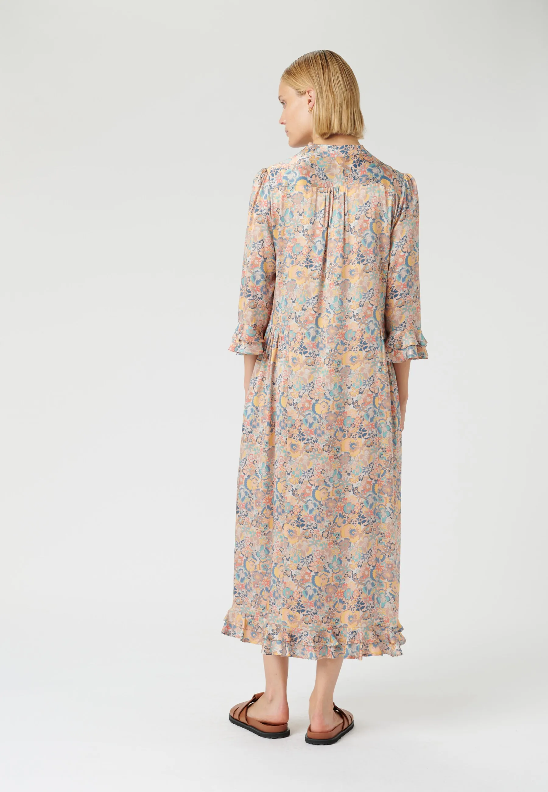ROSANNA-Freesia Peacock
