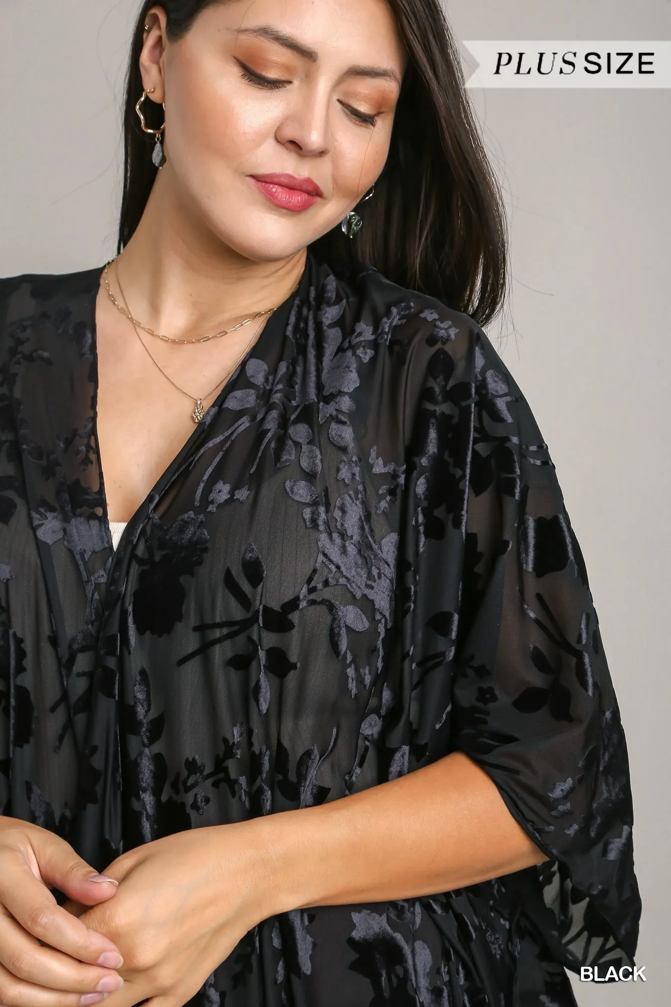 Umgee Two-Tone Floral Burnout Velvet Tassel Fringe Kimono Plus
